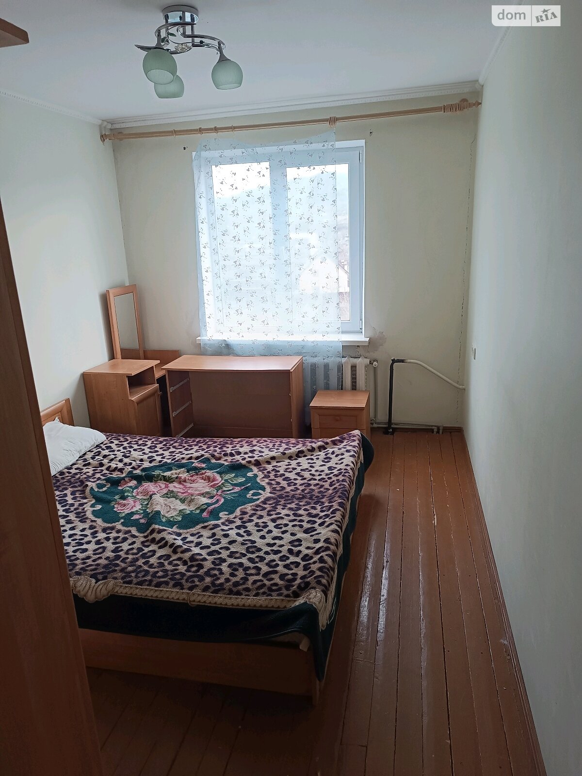 Продаж трикімнатної квартири в Старому Самборі, на вул. Дністрова 87, район Смільниця фото 1 Продаж трикімнатної квартири в Старому Самборі, на вул. Дністрова 87, район Смільниця фото 1