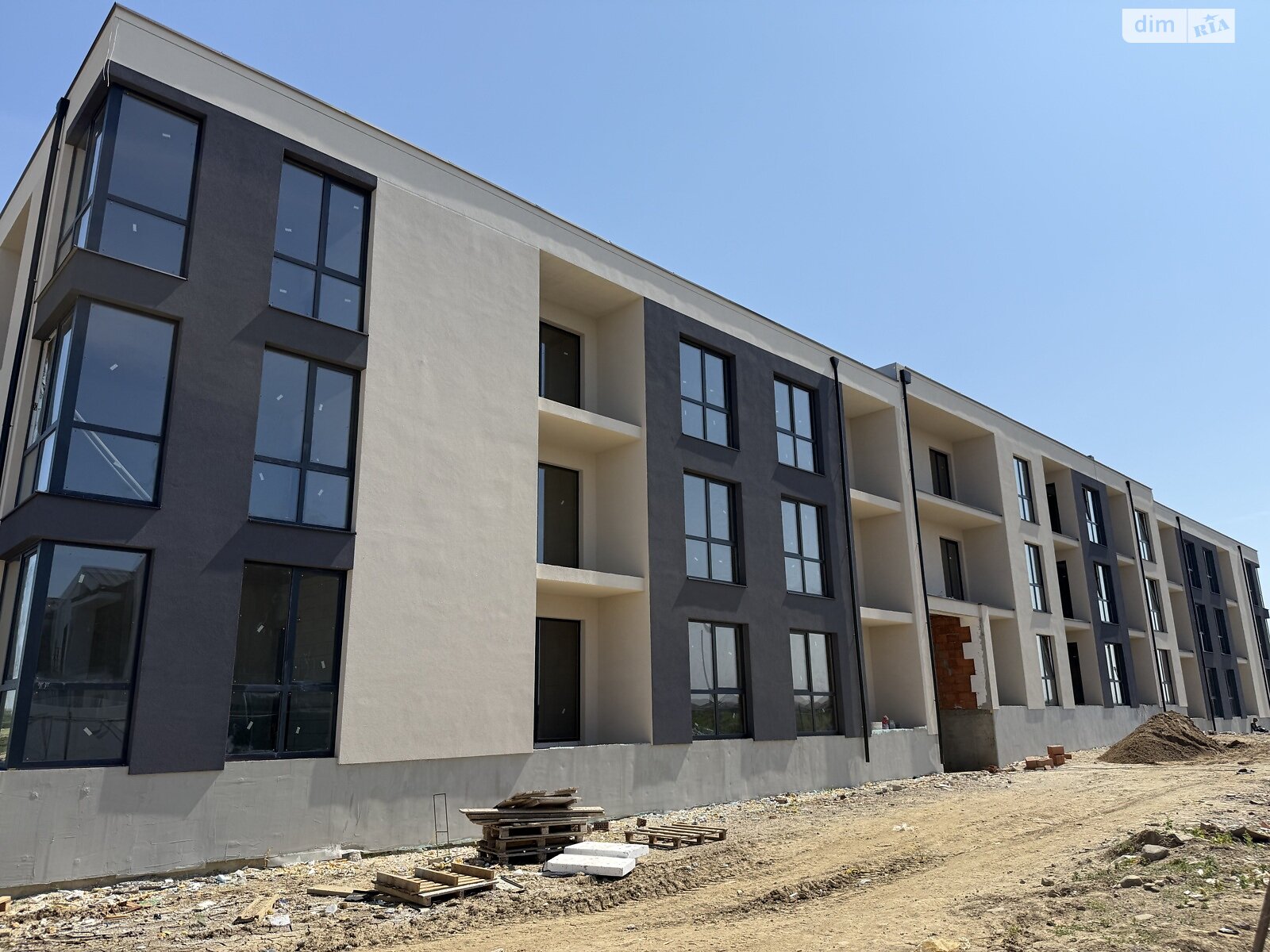 Продаж однокімнатної квартири в Сторожниці, на вул. Цвітна 1, кв. 27, фото 1 Продаж однокімнатної квартири в Сторожниці, на вул. Цвітна 1, кв. 27, фото 1