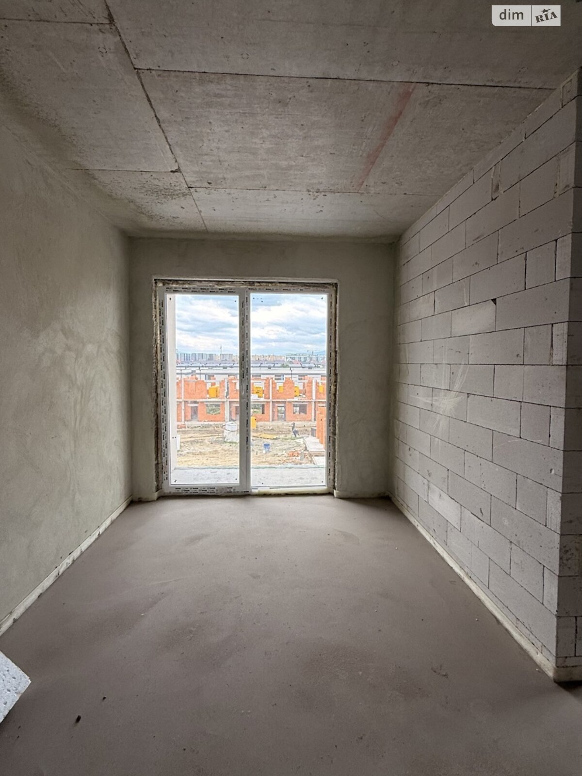 Продаж однокімнатної квартири в Сторожниці, на вул. Цвітна 1, фото 1