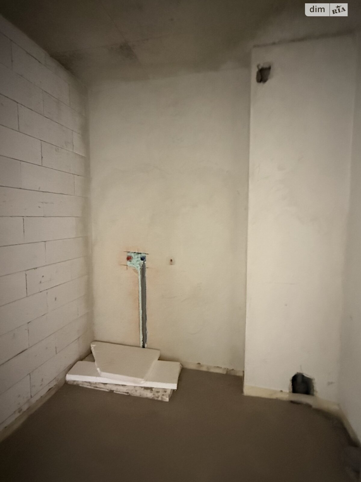 Продаж однокімнатної квартири в Сторожниці, на вул. Цвітна 1, фото 1