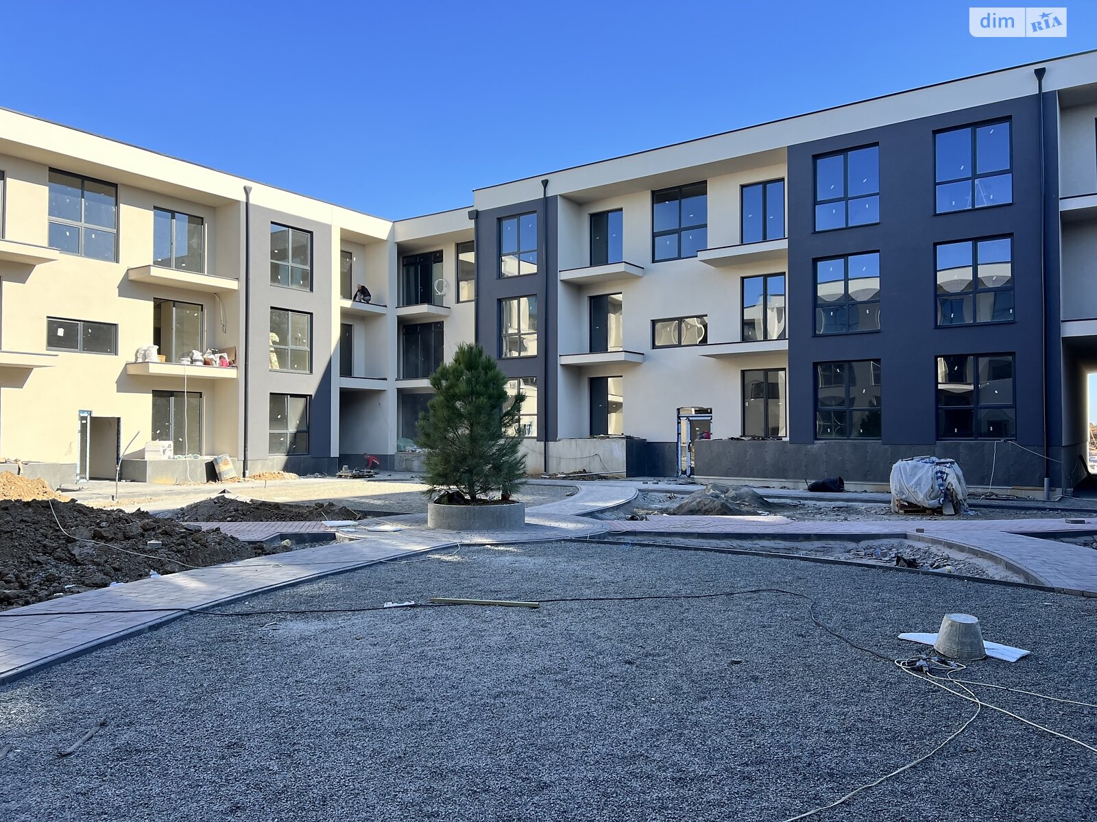 Продаж однокімнатної квартири в Сторожниці, на вул. Цвітна, фото 1