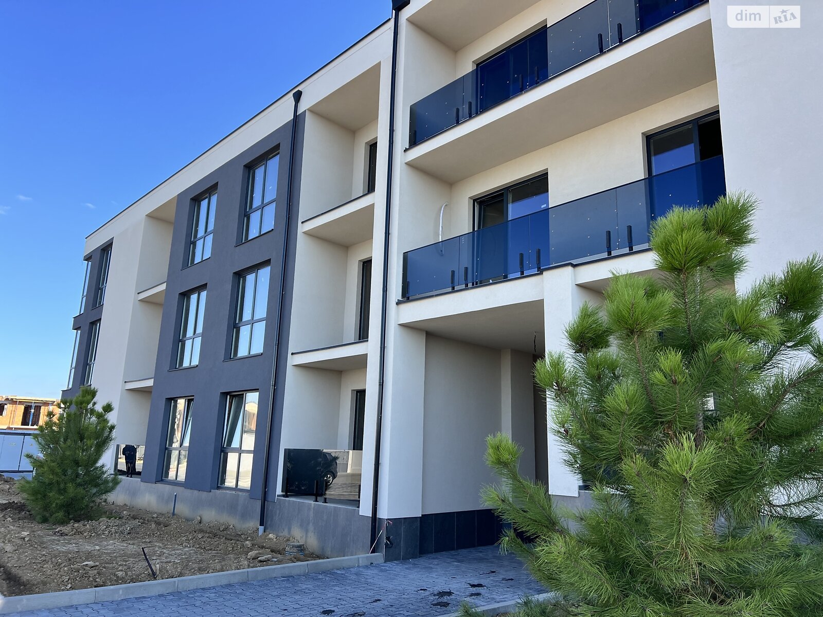 Продаж однокімнатної квартири в Сторожниці, на вул. Цвітна, фото 1