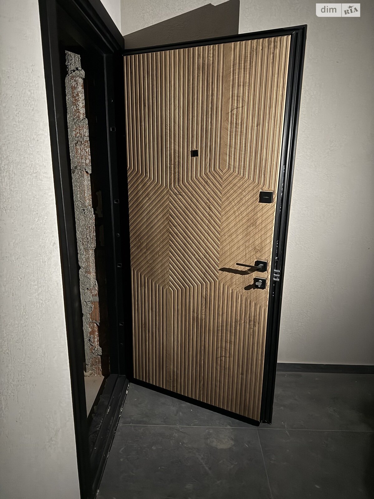 Продажа однокомнатной квартиры в Сторожнице, на ул. Цветная 4, фото 1