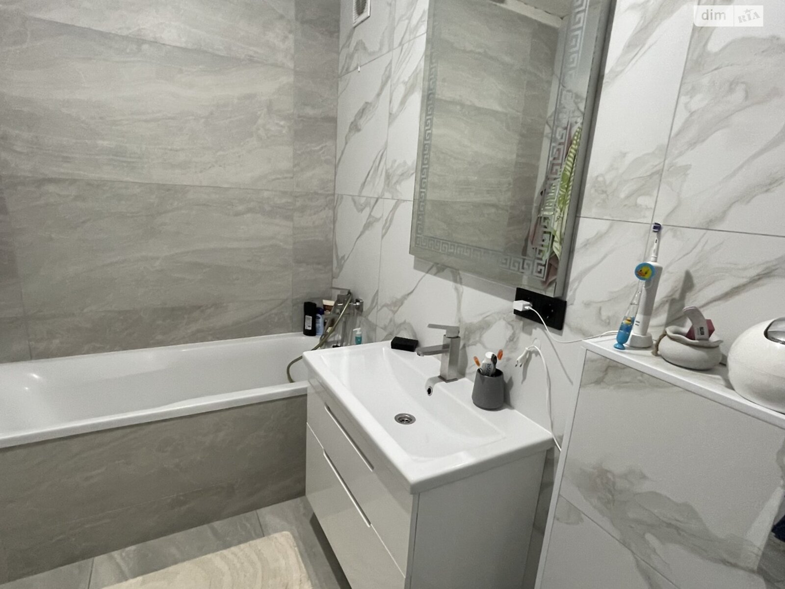 Продажа двухкомнатной квартиры в Стрижавке, на ул. Аллеи 35/1 корпус 5, фото 1 Продажа двухкомнатной квартиры в Стрижавке, на ул. Аллеи 35/1 корпус 5, фото 1