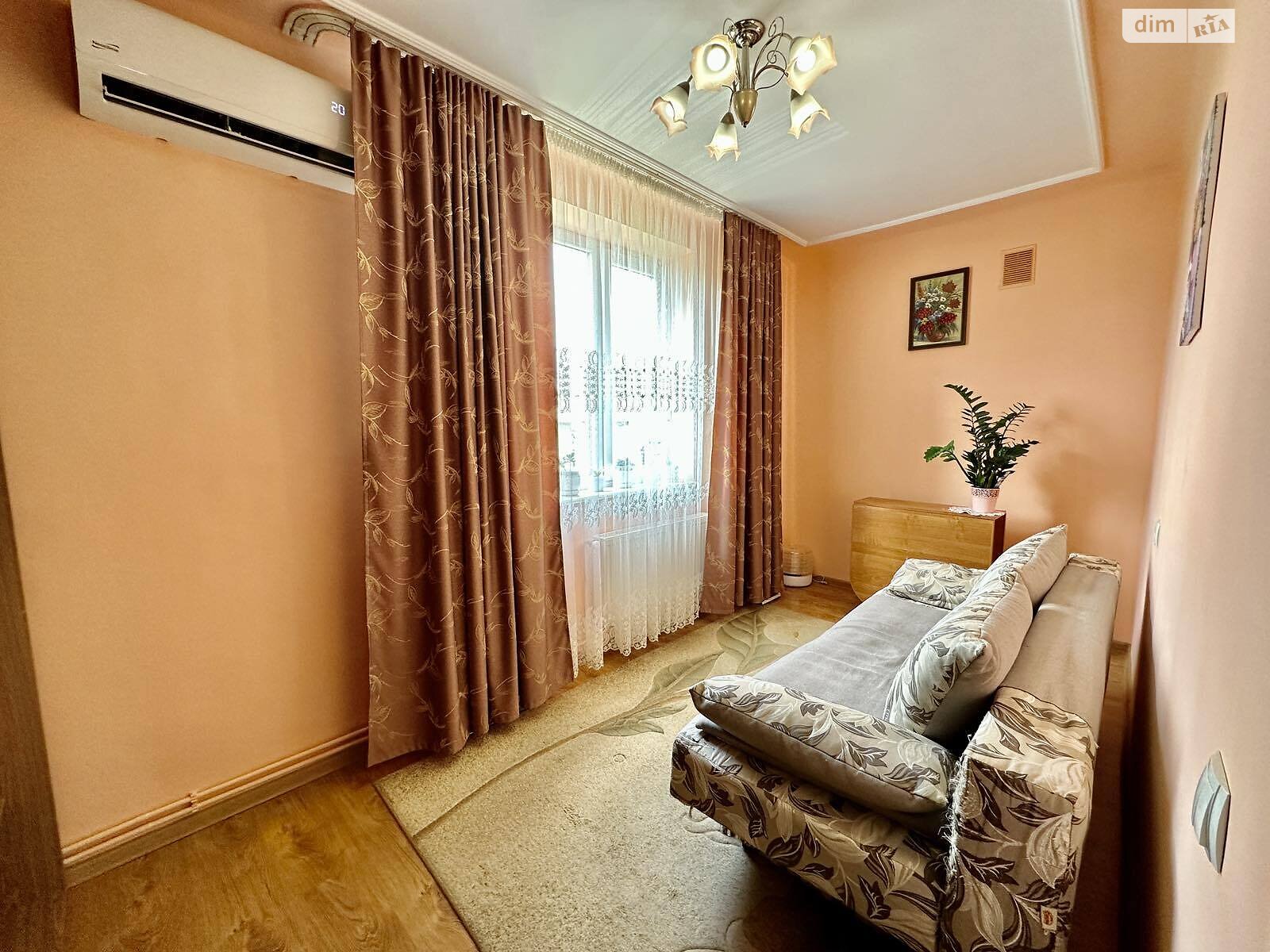 Продажа трехкомнатной квартиры в Стрые, на ул. Дрогобычская 46, кв. 10, район Центр фото 1