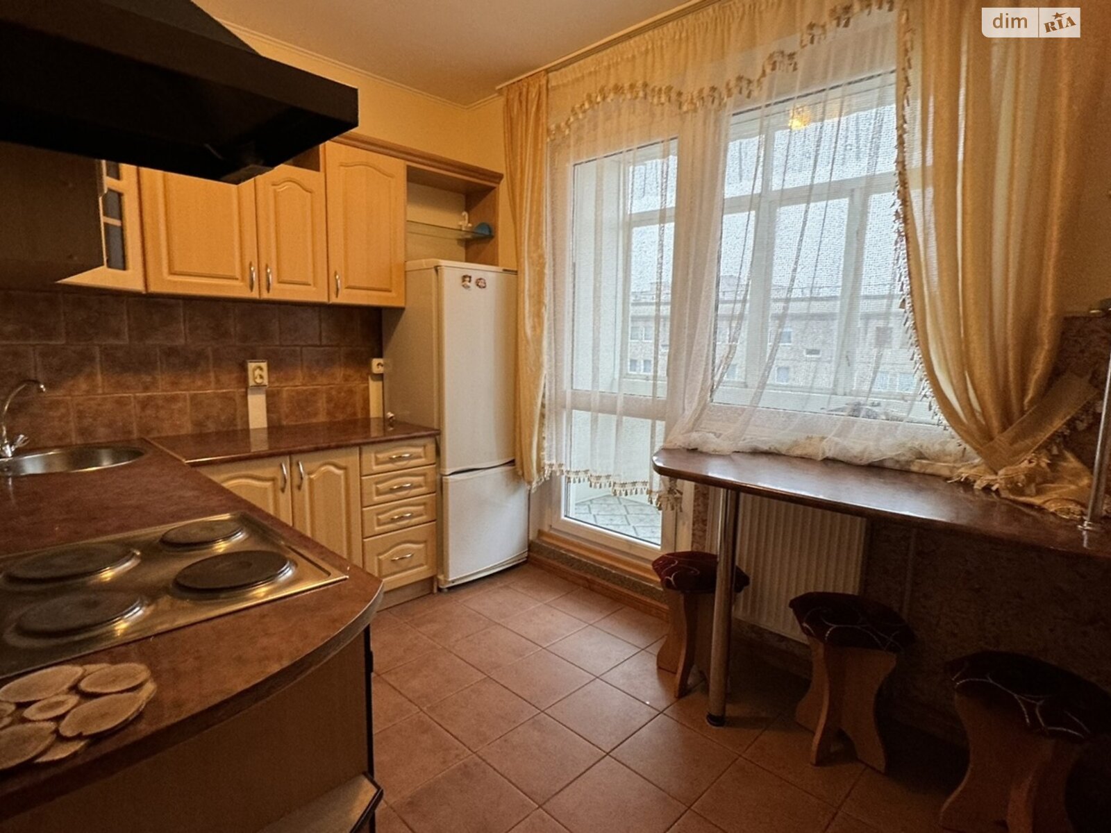 Продажа трехкомнатной квартиры в Стрые, на ул. Степана Ленкавского, фото 1