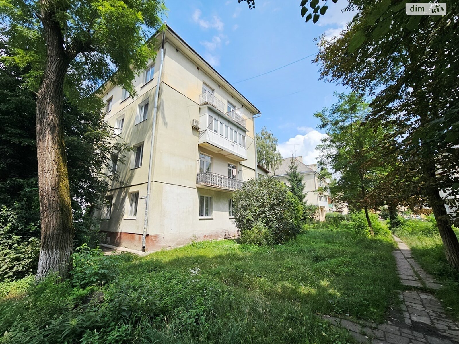 Продаж трикімнатної квартири в Стрию, на вул. Саксаганського 3, район Стрий фото 1 Продаж трикімнатної квартири в Стрию, на вул. Саксаганського 3, район Стрий фото 1