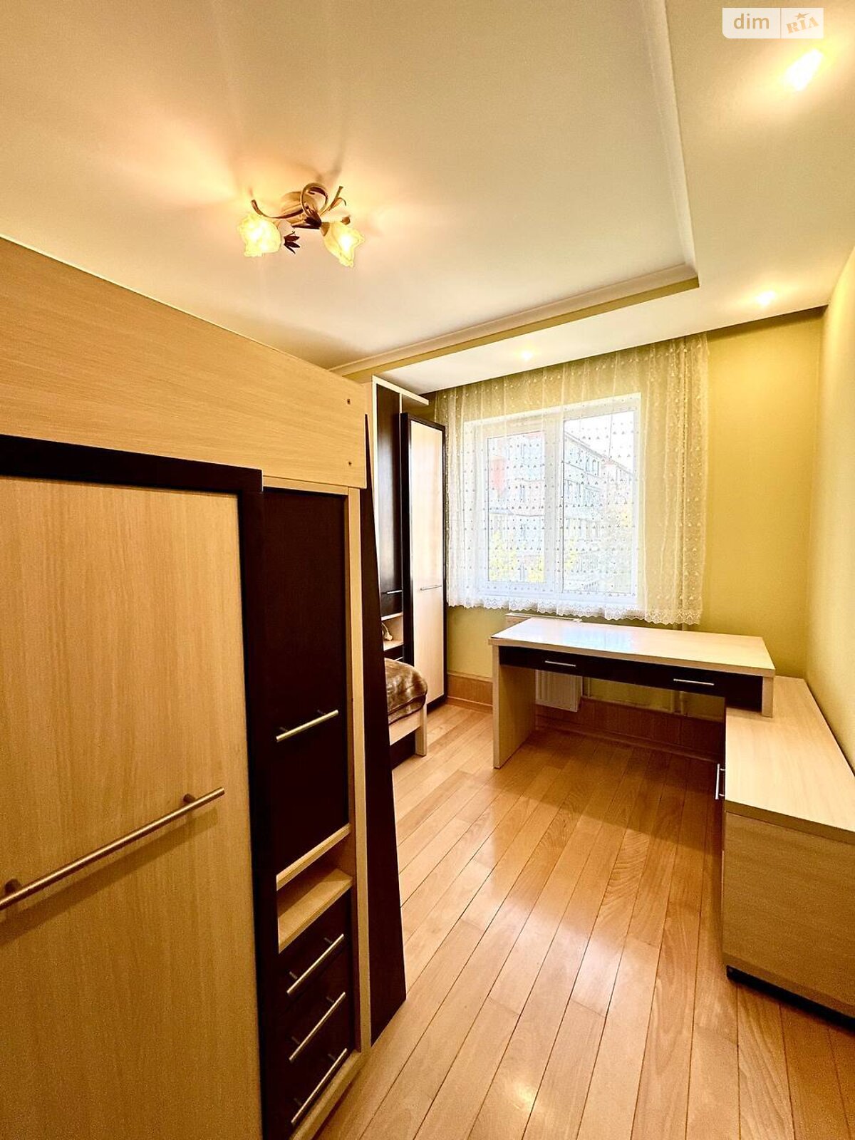 Продаж трикімнатної квартири в Стрию, на вул. Степана Бандери, район Центр фото 1 Продаж трикімнатної квартири в Стрию, на вул. Степана Бандери, район Центр фото 1