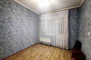 Продажа трехкомнатной квартиры в Сумах, на ул. Героев Крут, район 10-й микрорайон фото 2
