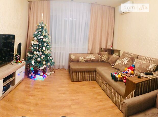 Продаж трикімнатної квартири в Сумах на вул. Героїв Крут 46 район 12-й мікрорайон фото 1 Продаж трикімнатної квартири в Сумах на вул. Героїв Крут 46 район 12-й мікрорайон фото 1