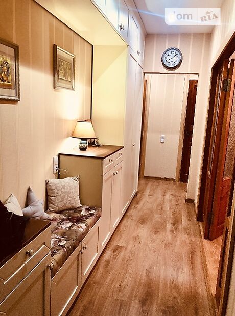 Продаж трикімнатної квартири в Сумах на вул. Героїв Крут 46 район 12-й мікрорайон фото 1 Продаж трикімнатної квартири в Сумах на вул. Героїв Крут 46 район 12-й мікрорайон фото 1