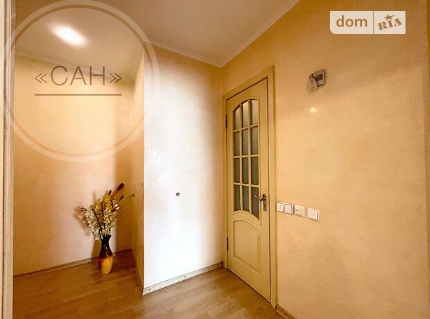 Продаж трикімнатної квартири в Сумах на пл. Горького 6 район Центр фото 1 Продаж трикімнатної квартири в Сумах на пл. Горького 6 район Центр фото 1