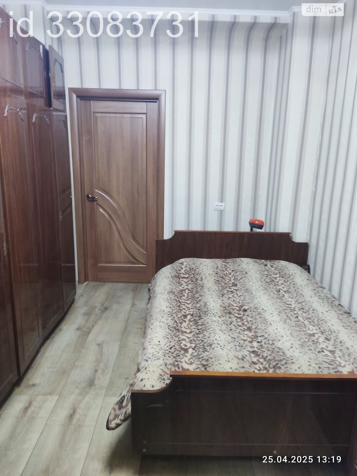 Продаж трикімнатної квартири в Сумах, на 2-а вул. Залізнична 16, кв. 8, район Ковпаковський фото 1 Продаж трикімнатної квартири в Сумах, на 2-а вул. Залізнична 16, кв. 8, район Ковпаковський фото 1