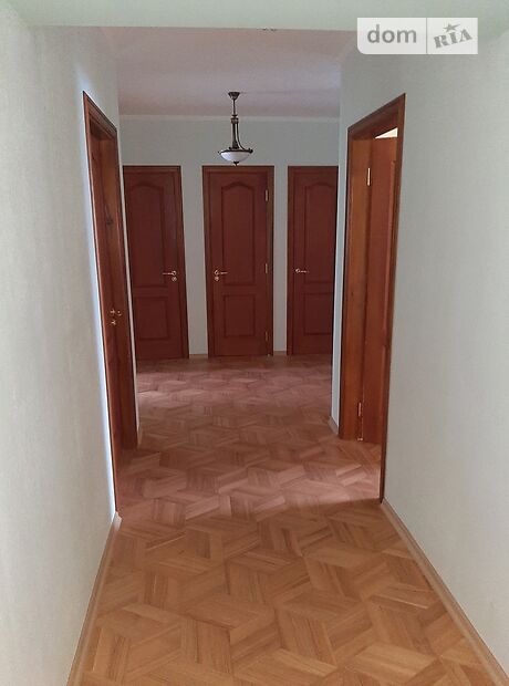 Продаж п`ятикімнатної квартири в Сумах на вул. Веретенівська 31 район Ковпаковський фото 1 Продаж п`ятикімнатної квартири в Сумах на вул. Веретенівська 31 район Ковпаковський фото 1