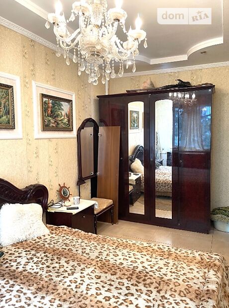 Продажа трехкомнатной квартиры в Сумах, на ул. Петропавловская, район Центр фото 1 Продажа трехкомнатной квартиры в Сумах, на ул. Петропавловская, район Центр фото 1