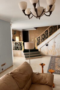 Продаж чотирикімнатної квартири в Сумах, на вул. Петропавлівська 87/3, район Центр фото 2