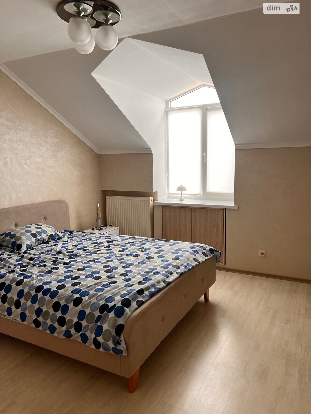 Продаж чотирикімнатної квартири в Сумах, на вул. Петропавлівська 87/3, район Центр фото 1 Продаж чотирикімнатної квартири в Сумах, на вул. Петропавлівська 87/3, район Центр фото 1