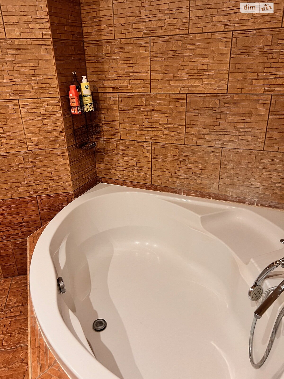 Продаж чотирикімнатної квартири в Сумах, на вул. Петропавлівська 87/3, район Центр фото 1 Продаж чотирикімнатної квартири в Сумах, на вул. Петропавлівська 87/3, район Центр фото 1