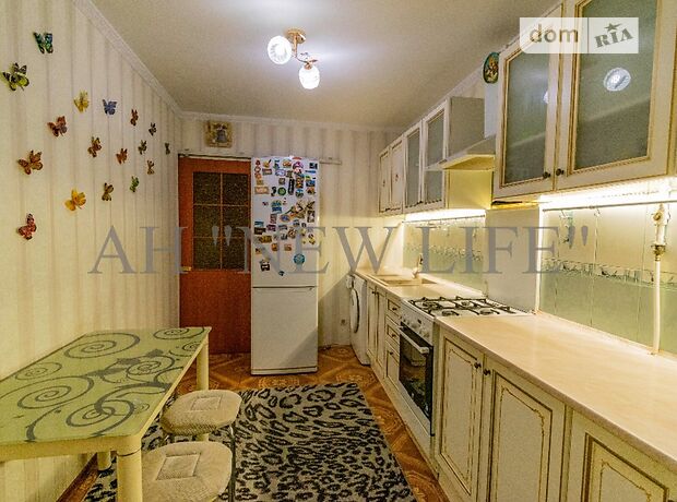 Продажа трехкомнатной квартиры в Сумах, на просп. Шевченко, район Центр фото 1 Продажа трехкомнатной квартиры в Сумах, на просп. Шевченко, район Центр фото 1