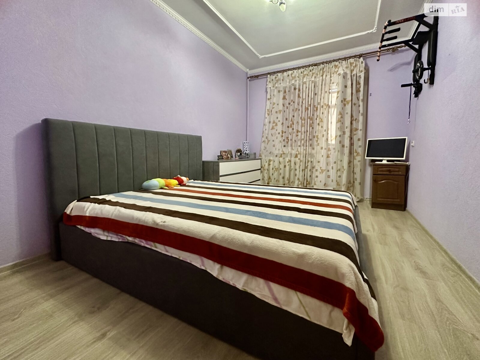 Продаж трикімнатної квартири в Сумах, на вул. Героїв Крут, район Зарічний фото 1 Продаж трикімнатної квартири в Сумах, на вул. Героїв Крут, район Зарічний фото 1