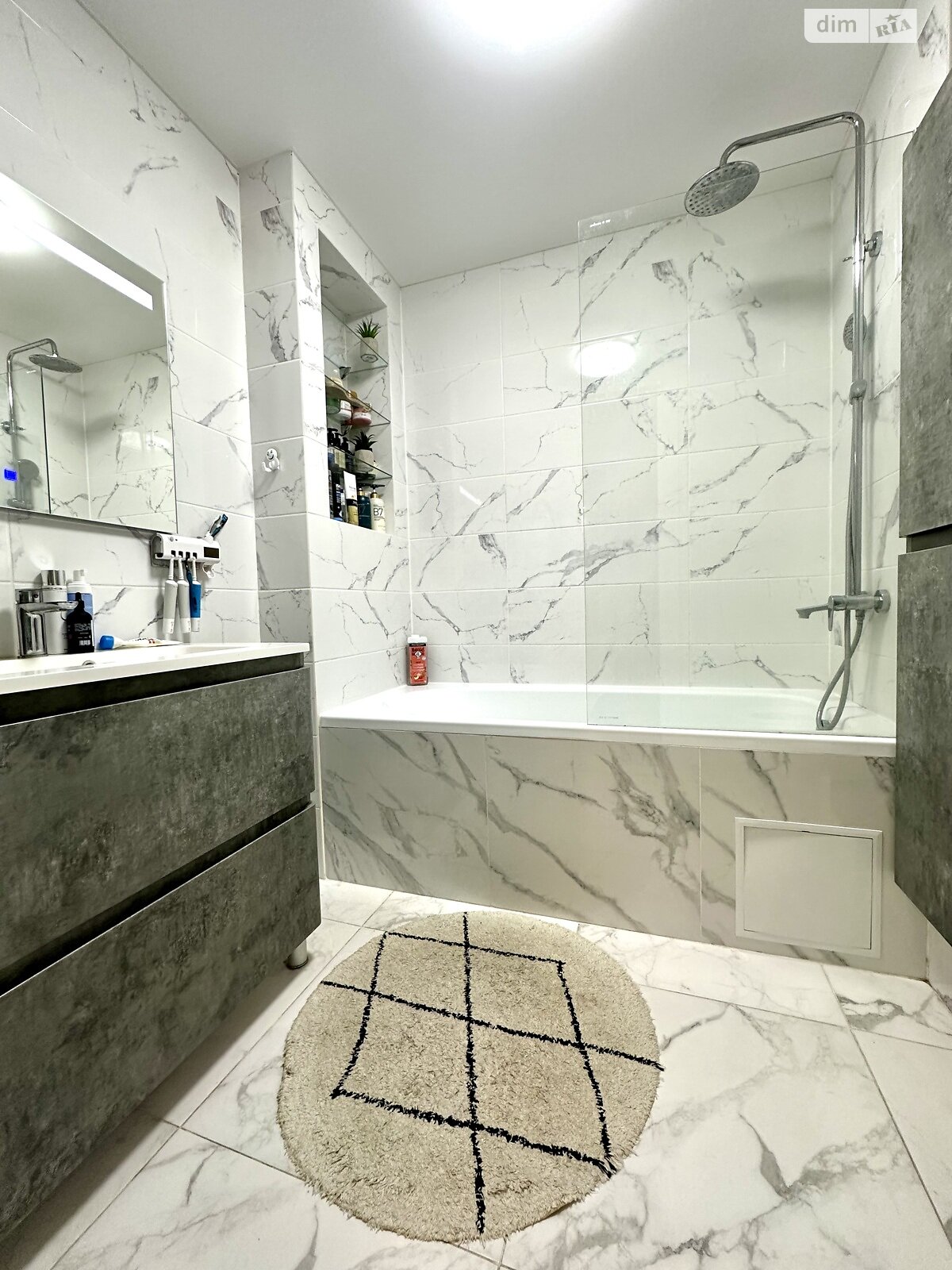 Продаж трикімнатної квартири в Сумах, на 2-а вул. Харківська, район Зарічний фото 1 Продаж трикімнатної квартири в Сумах, на 2-а вул. Харківська, район Зарічний фото 1