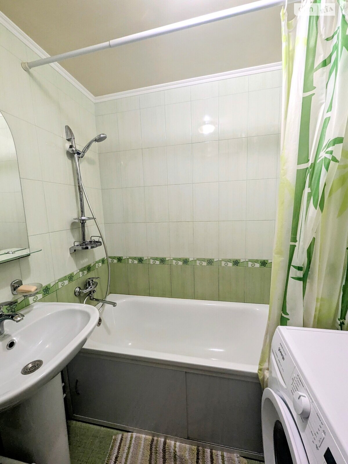 Продажа трехкомнатной квартиры в Сумах, на ул. Сера Ивана 18, район Заречный фото 1