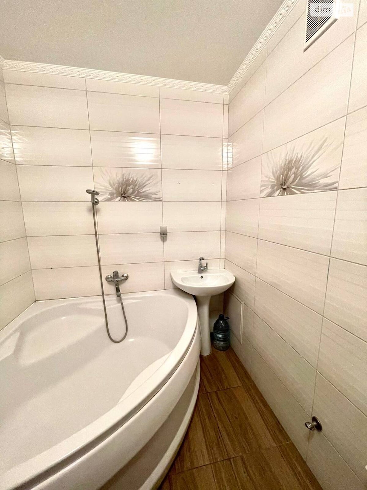 Продажа двухкомнатной квартиры в Сумах, на ул. Герасима Кондратьева 154/1, фото 1 Продажа двухкомнатной квартиры в Сумах, на ул. Герасима Кондратьева 154/1, фото 1