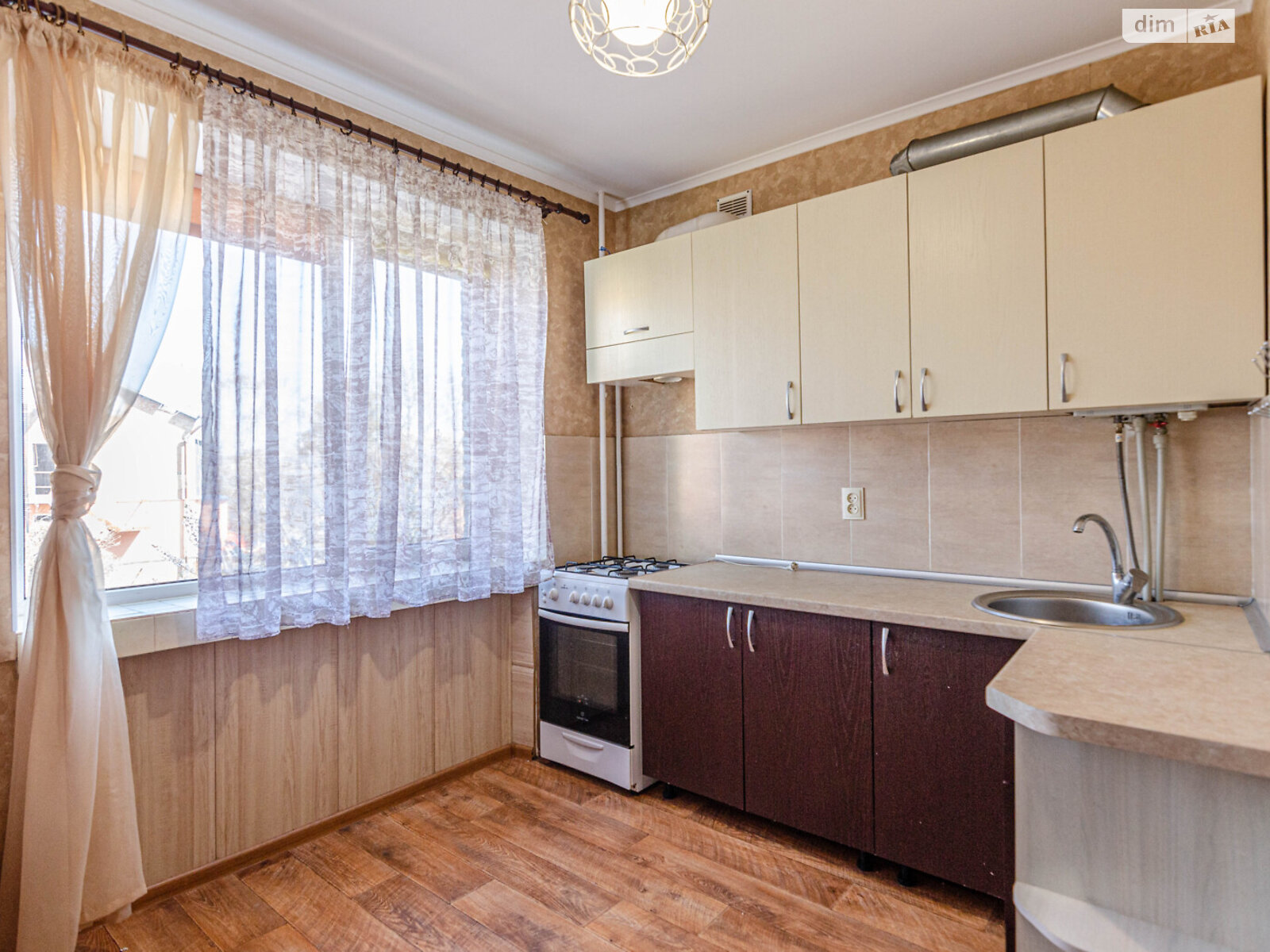 Продажа двухкомнатной квартиры в Супруновке, на ул. Соборная 30, фото 1 Продажа двухкомнатной квартиры в Супруновке, на ул. Соборная 30, фото 1