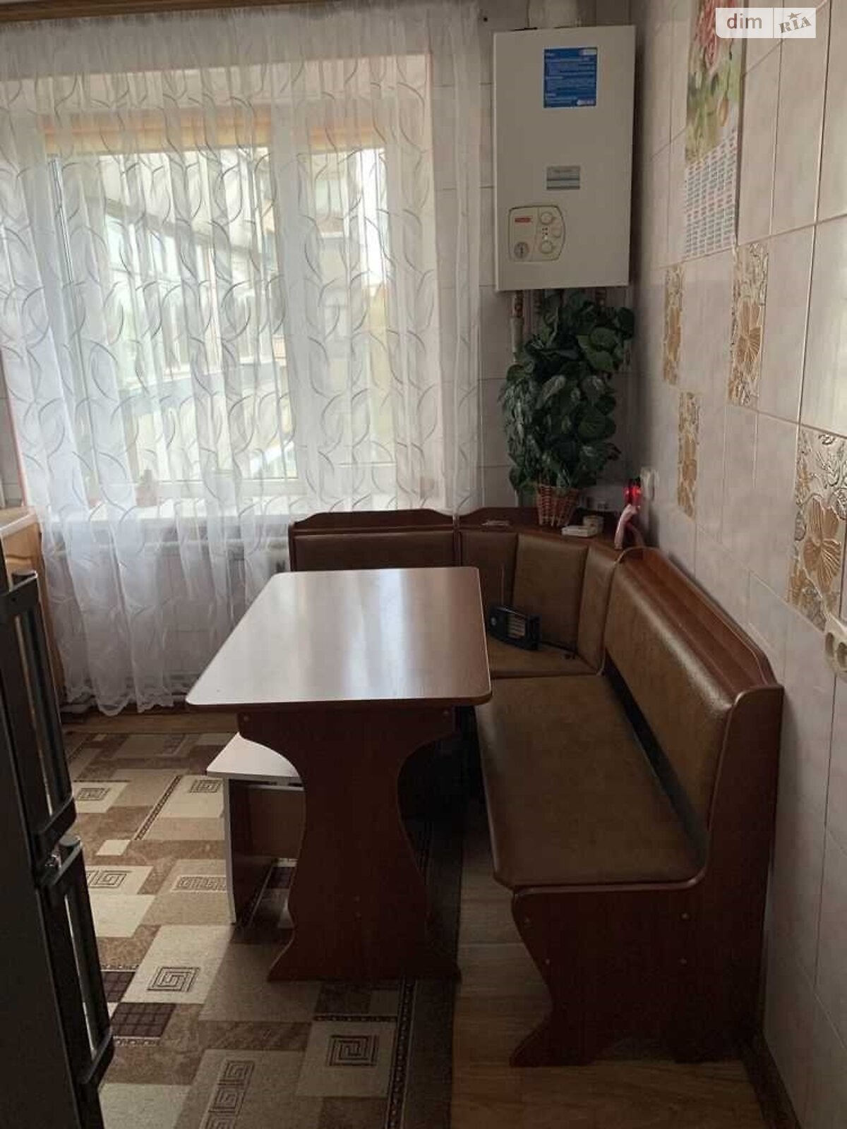 Продажа трехкомнатной квартиры в Супруновке, на ул. Центральная, фото 1 Продажа трехкомнатной квартиры в Супруновке, на ул. Центральная, фото 1