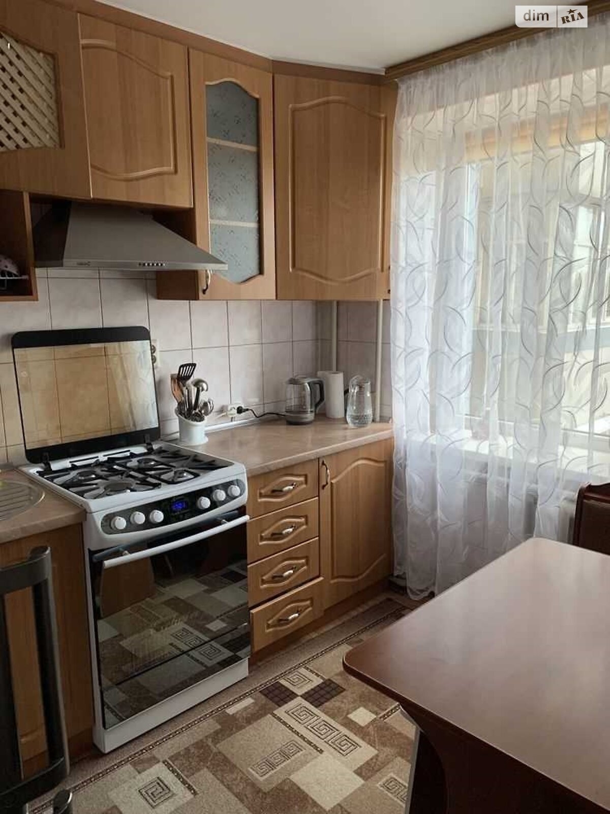 Продажа трехкомнатной квартиры в Супруновке, на ул. Центральная, фото 1 Продажа трехкомнатной квартиры в Супруновке, на ул. Центральная, фото 1