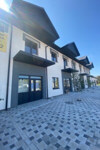 Продаж однокімнатної квартири в Сутисках, на пл. Перемоги 8А, фото 2