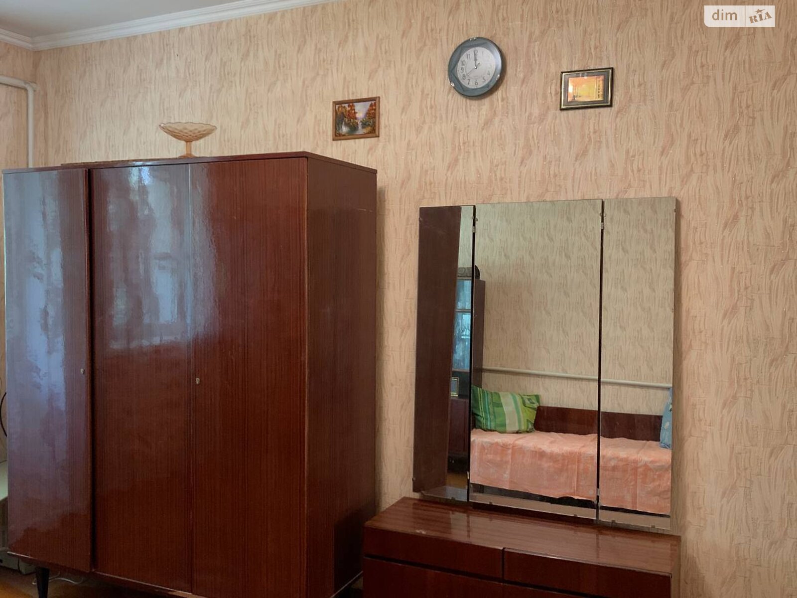 Продажа трехкомнатной квартиры в Сутисках, на ул. Заречная 10, фото 1 Продажа трехкомнатной квартиры в Сутисках, на ул. Заречная 10, фото 1