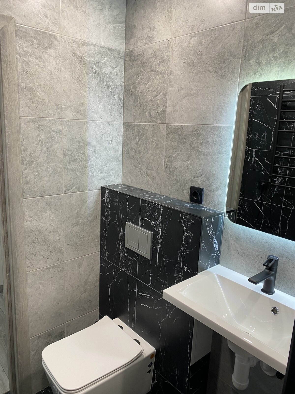 Продаж двокімнатної квартири в Сваляві, на вул. Головна 74, кв. 12, фото 1 Продаж двокімнатної квартири в Сваляві, на вул. Головна 74, кв. 12, фото 1