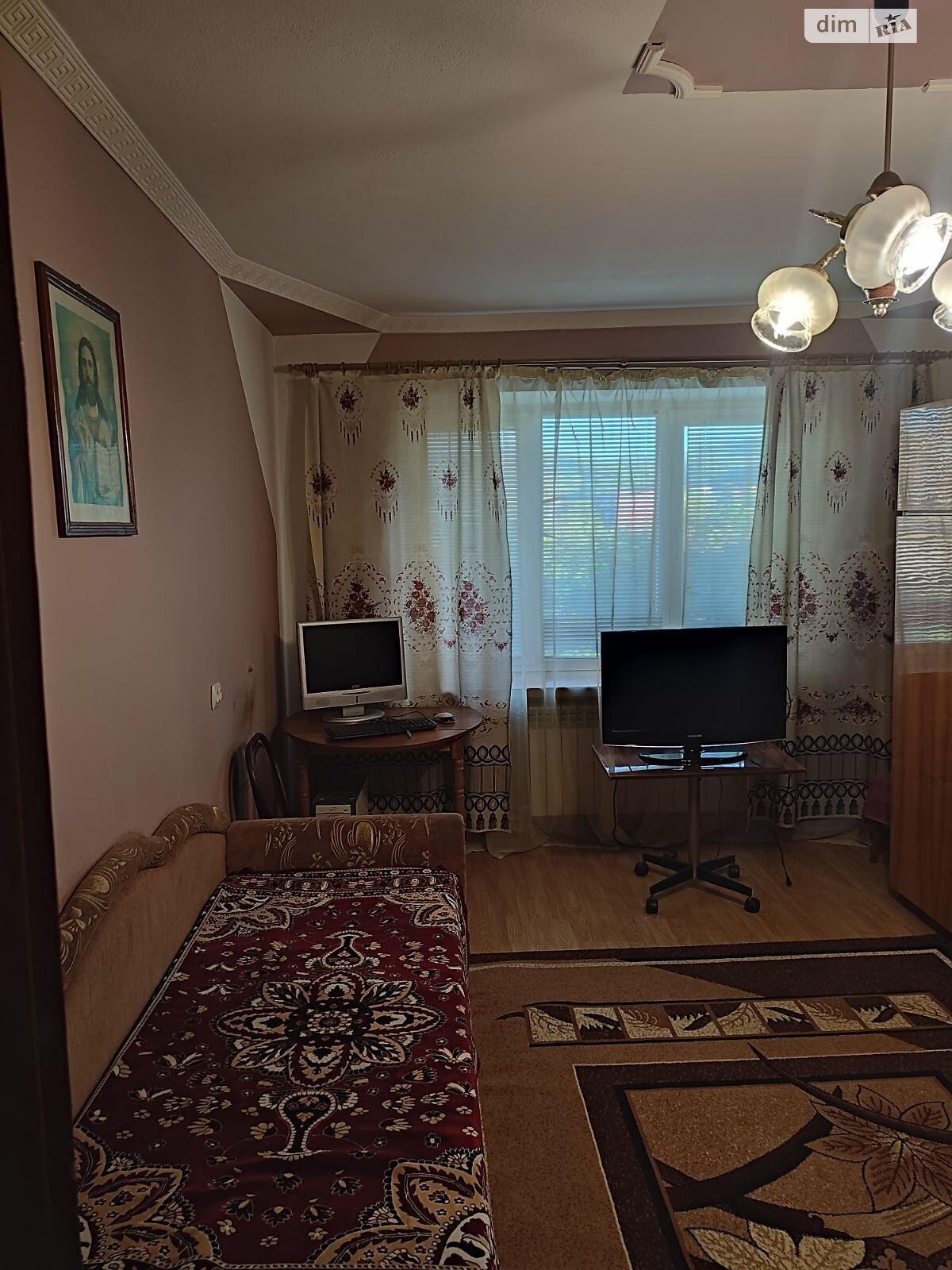 Продажа трехкомнатной квартиры в Сваляве, на ул. Мукачевская 1, кв. 1, район Свалява фото 1