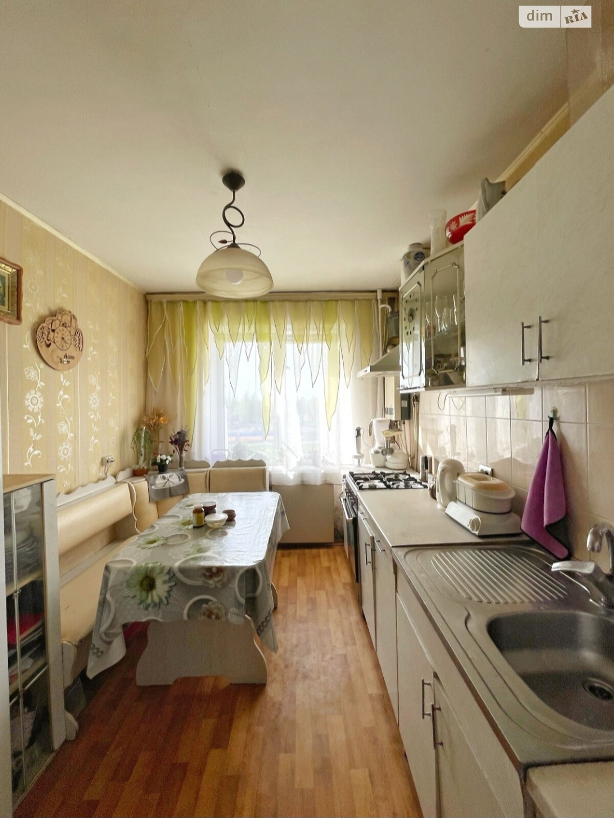 Продажа трехкомнатной квартиры в Светловодске, на ул. Черноморовская 5А, район Светловодск фото 1