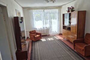 Продаж чотирикімнатної квартири в Світловодську, на вул. Героїв України 59, кв. 14, район Світловодськ фото 2