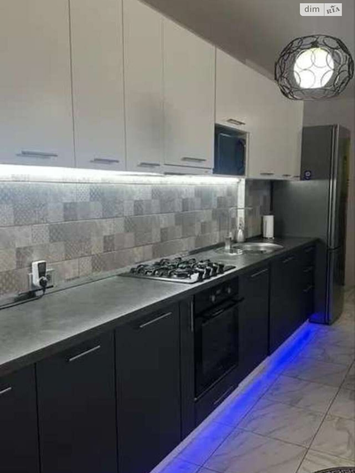 Продаж трикімнатної квартири в Святопетрівське, на вул. Миколи Амосова 63, фото 1 Продаж трикімнатної квартири в Святопетрівське, на вул. Миколи Амосова 63, фото 1