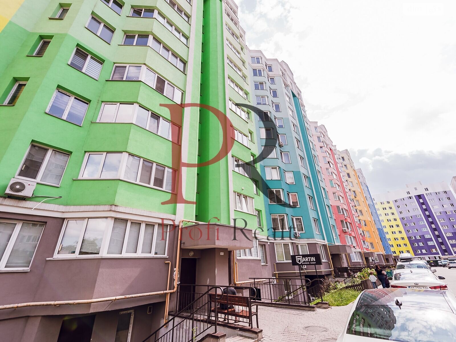 Продажа трехкомнатной квартиры в Святопетровское, на ул. Тепличная, фото 1