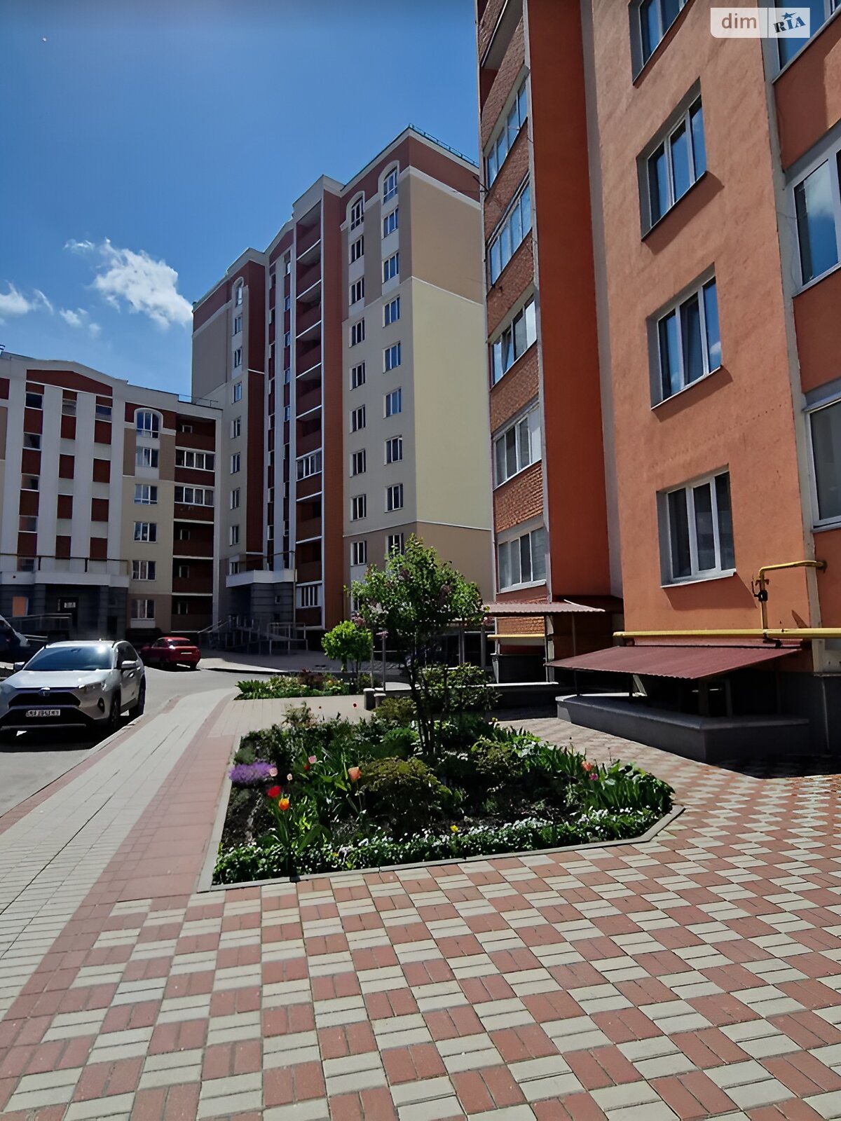 Продаж трикімнатної квартири в Тарасівці, на вул. Братів Чмилів 1Б, кв. 82, фото 1 Продаж трикімнатної квартири в Тарасівці, на вул. Братів Чмилів 1Б, кв. 82, фото 1