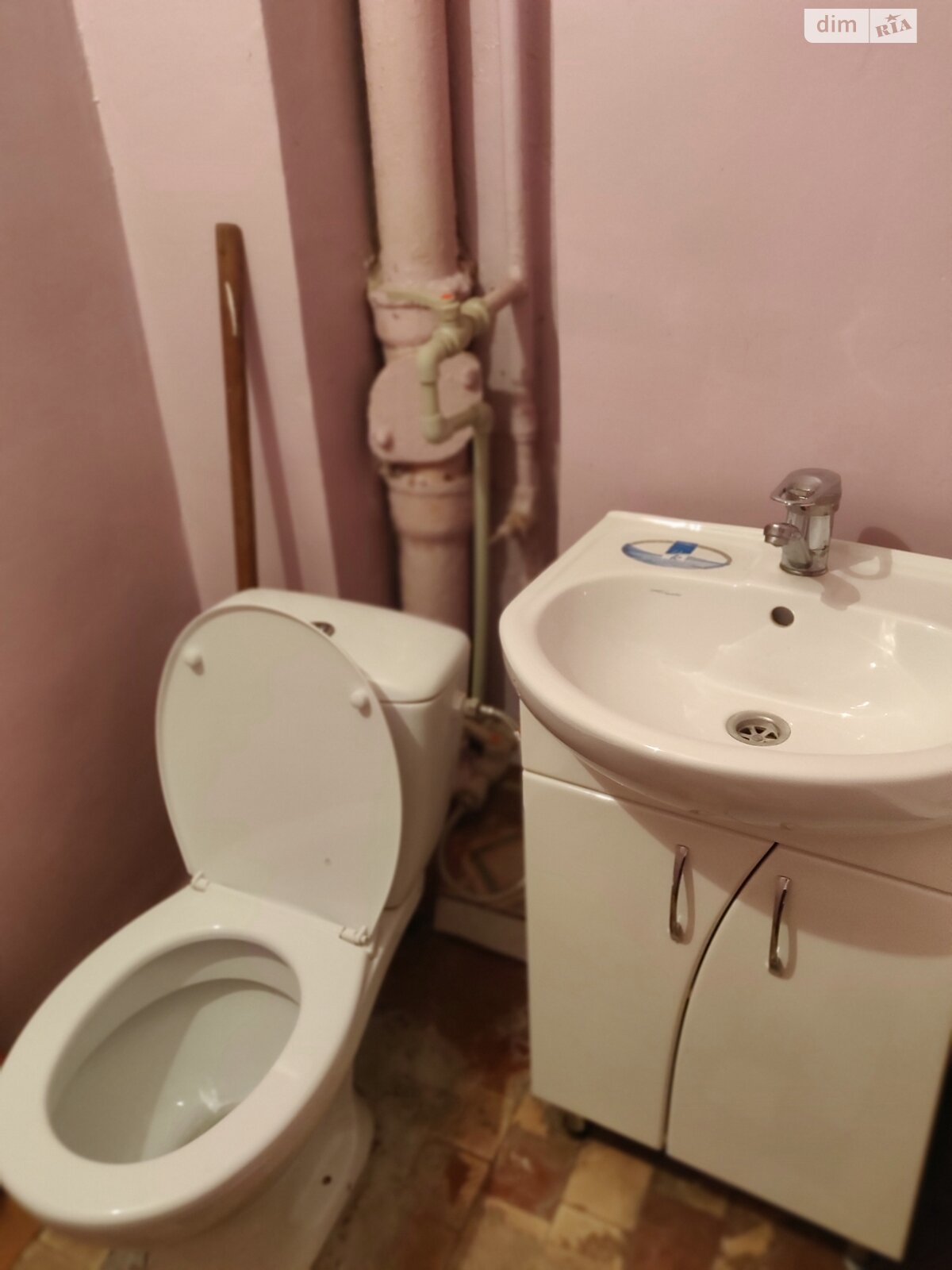 Продаж трикімнатної квартири в Терезине, на вул. Комсомольська 3, фото 1 Продаж трикімнатної квартири в Терезине, на вул. Комсомольська 3, фото 1