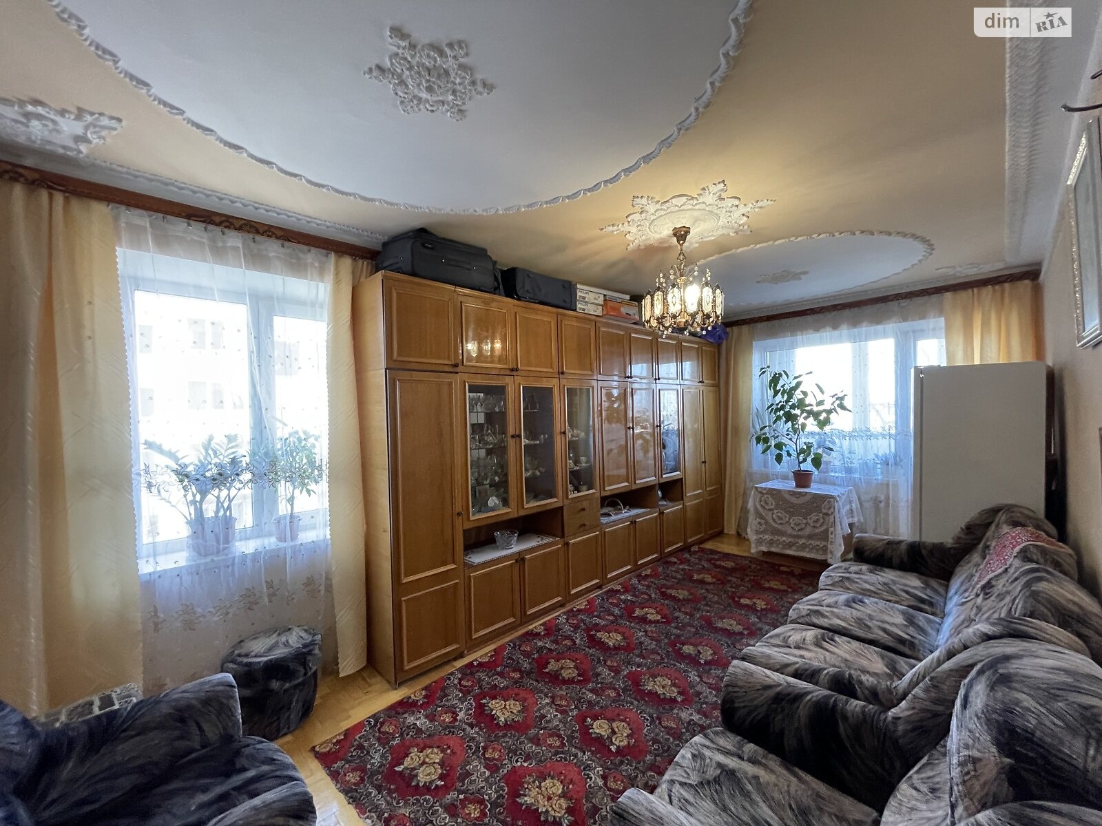 Продаж чотирикімнатної квартири в Тернополі, на вул. 15-го Квітня, район Бам фото 1