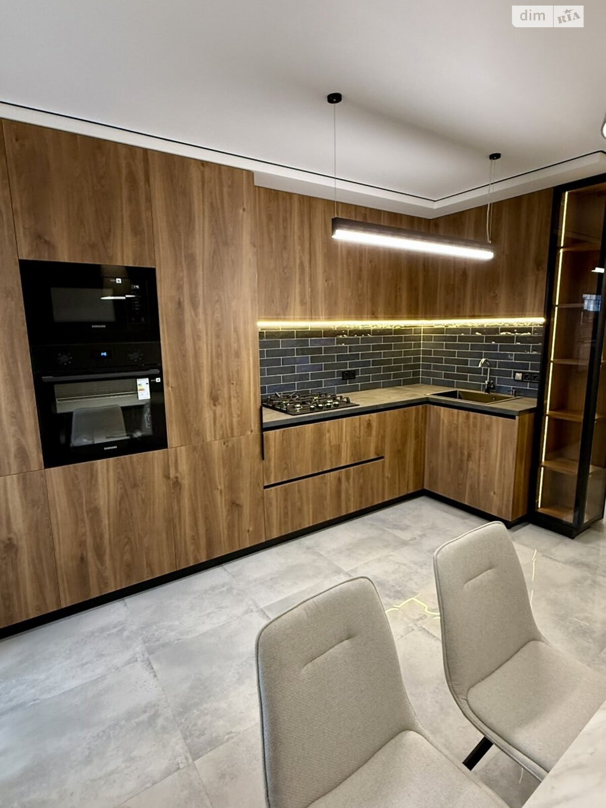 Продажа двухкомнатной квартиры в Тернополе, на ул. Курбаса Леся 10, район Аляска фото 1 Продажа двухкомнатной квартиры в Тернополе, на ул. Курбаса Леся 10, район Аляска фото 1