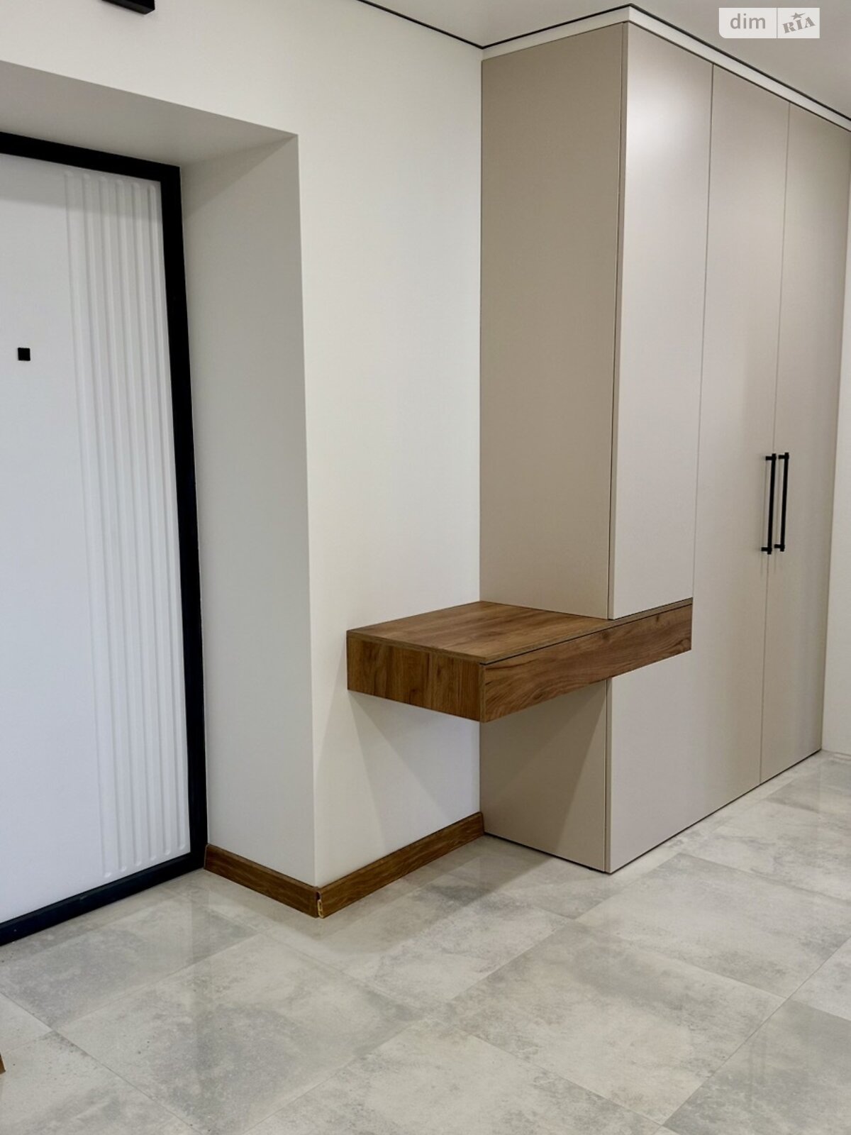 Продажа двухкомнатной квартиры в Тернополе, на ул. Курбаса Леся, район Аляска фото 1 Продажа двухкомнатной квартиры в Тернополе, на ул. Курбаса Леся, район Аляска фото 1