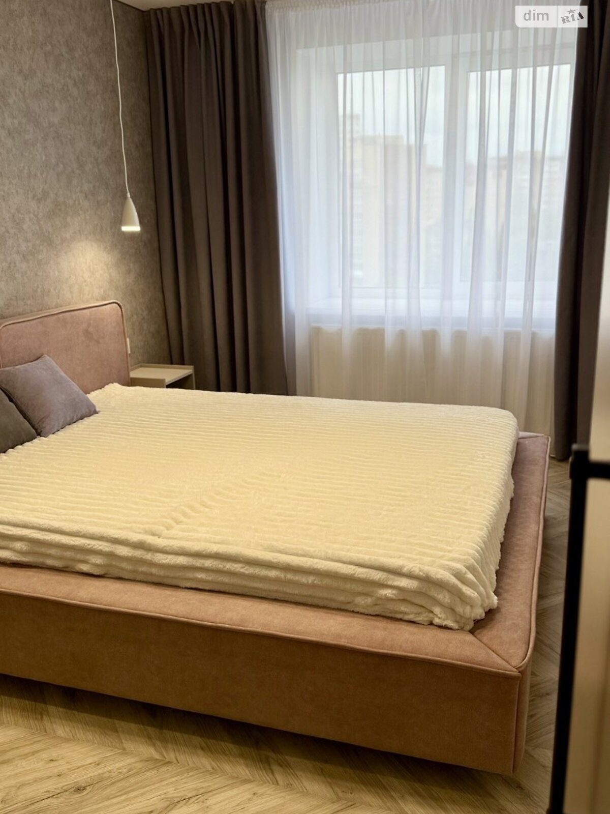 Продажа двухкомнатной квартиры в Тернополе, на ул. Курбаса Леся, район Аляска фото 1 Продажа двухкомнатной квартиры в Тернополе, на ул. Курбаса Леся, район Аляска фото 1