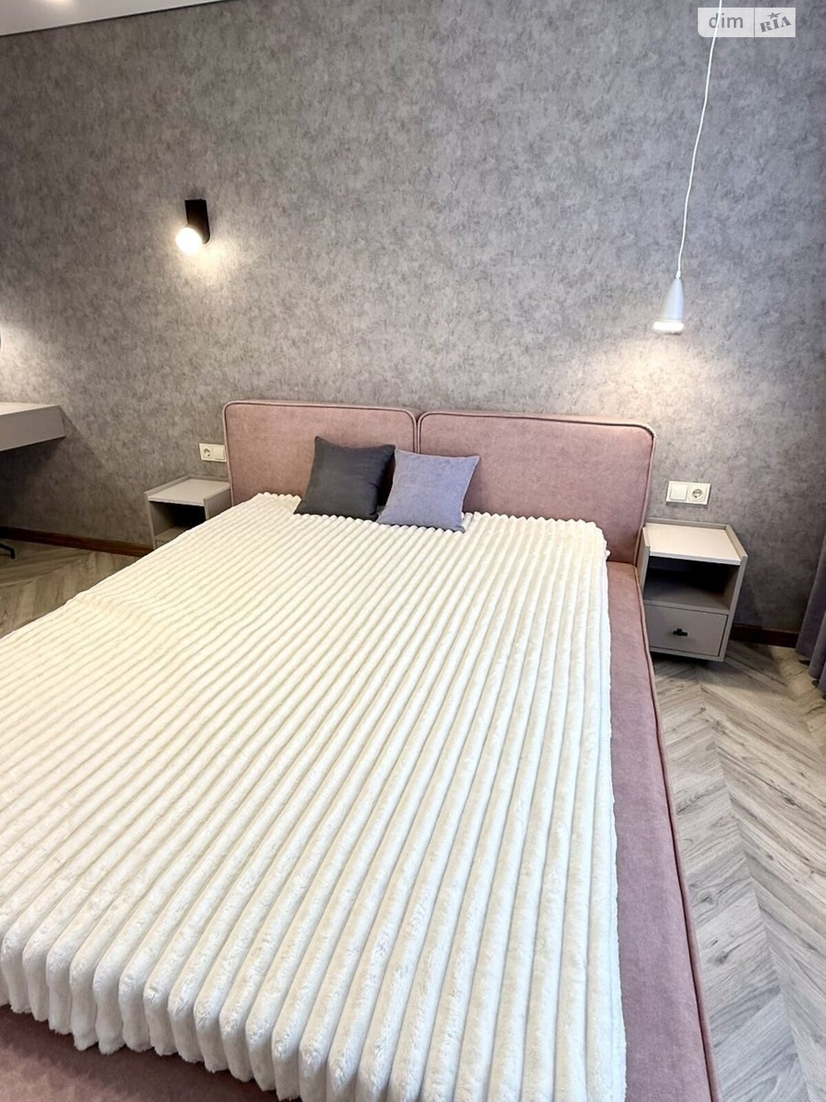 Продажа двухкомнатной квартиры в Тернополе, на ул. Курбаса Леся, район Аляска фото 1 Продажа двухкомнатной квартиры в Тернополе, на ул. Курбаса Леся, район Аляска фото 1