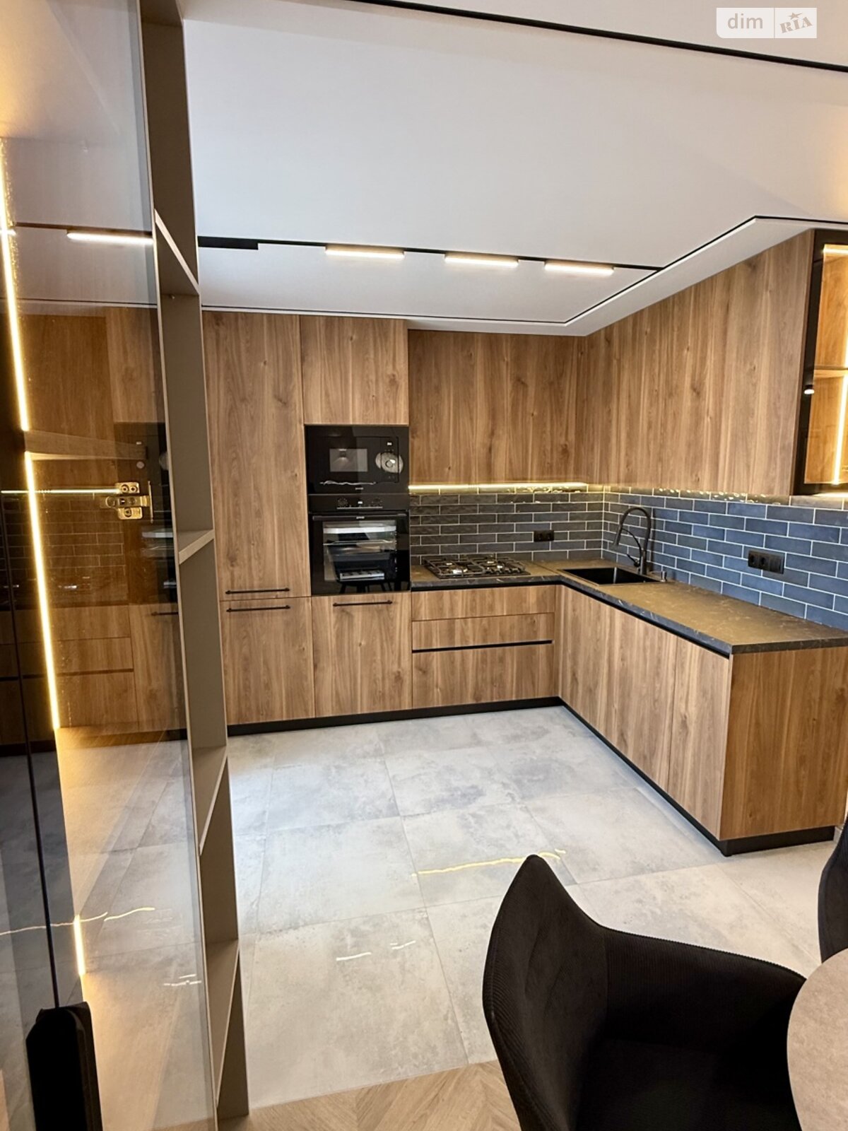 Продажа трехкомнатной квартиры в Тернополе, на ул. Курбаса Леся 10, район Аляска фото 1 Продажа трехкомнатной квартиры в Тернополе, на ул. Курбаса Леся 10, район Аляска фото 1