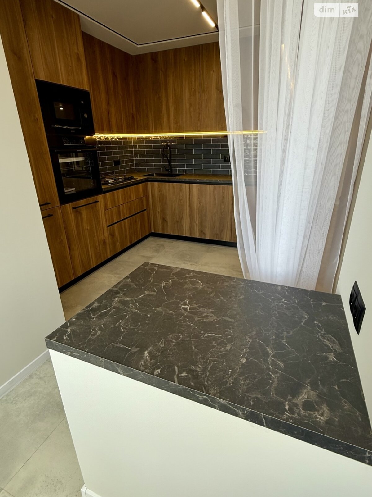 Продажа трехкомнатной квартиры в Тернополе, на ул. Курбаса Леся 10, район Аляска фото 1 Продажа трехкомнатной квартиры в Тернополе, на ул. Курбаса Леся 10, район Аляска фото 1