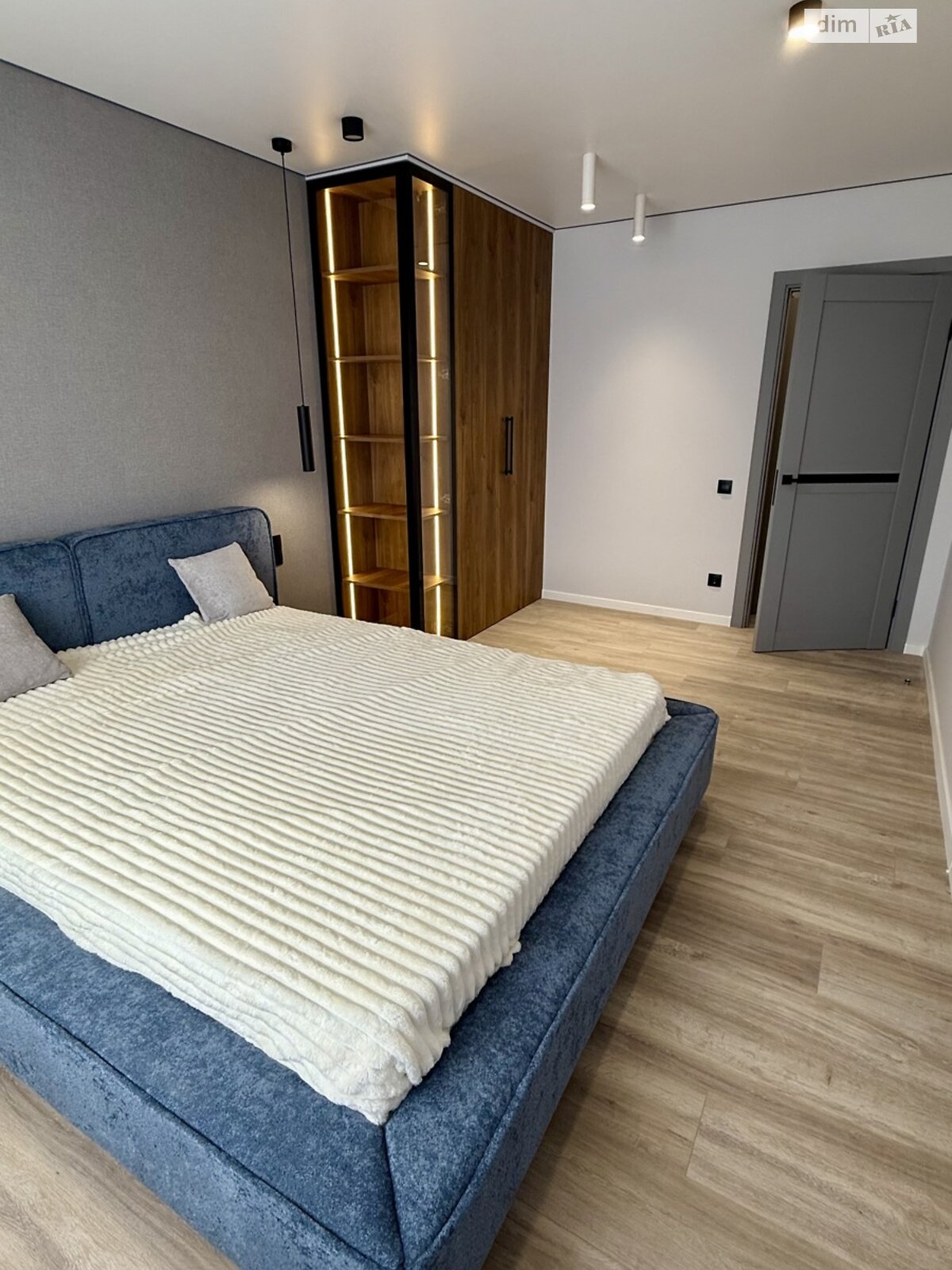 Продажа трехкомнатной квартиры в Тернополе, на ул. Курбаса Леся 10, район Аляска фото 1 Продажа трехкомнатной квартиры в Тернополе, на ул. Курбаса Леся 10, район Аляска фото 1
