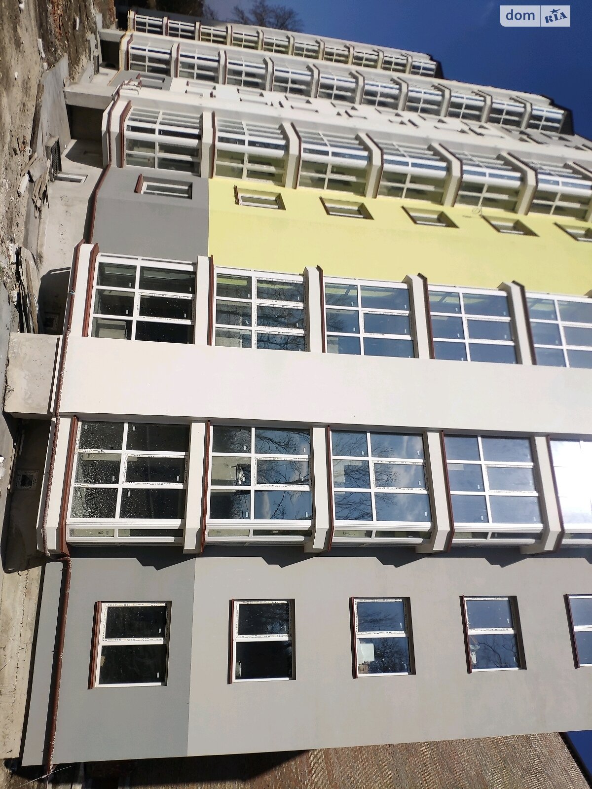 Продаж трикімнатної квартири в Тернополі, на вул. Володимира Великого 3, район Аляска фото 1