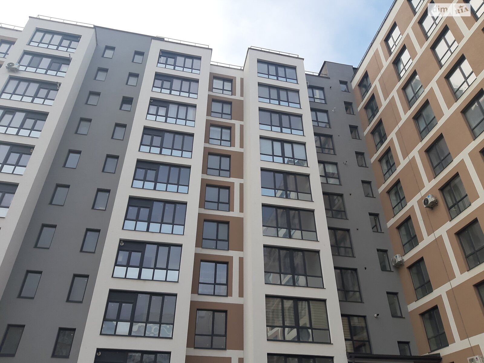 Продаж трикімнатної квартири в Тернополі, на вул. Текстильна 24Г, район Аляска фото 1 Продаж трикімнатної квартири в Тернополі, на вул. Текстильна 24Г, район Аляска фото 1